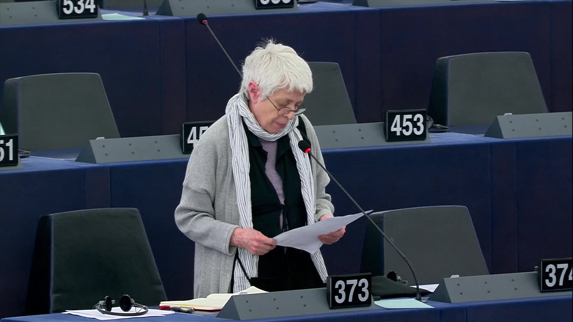 EP Plenary session: Independence of the Judiciary in Poland - One round of political group speakers - Barbara SPINELLI (GUE/NGL, IT) (15:41 - 15:43)