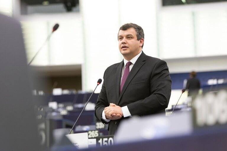 Foto 6: EP Plenary Session - One minute speeches