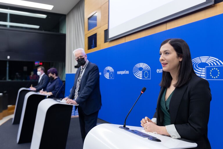 Fotografija 11: Press conference on the Rule of Law conditionality: EU Court ruling on the annulment request by Hungary and Poland