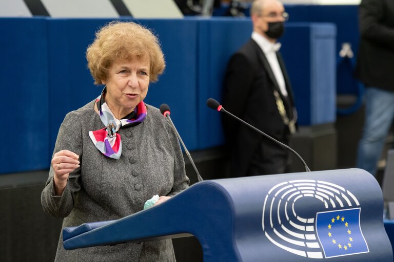 Fotografia 7: EP Plenary Session - Deliberations of the Committee on Petitions in 2020