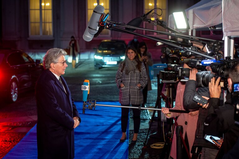 Fotografie 25: Renew Europe Group leaders meeting ahead of the European Council  in Brussels, Dec 16, 2021.