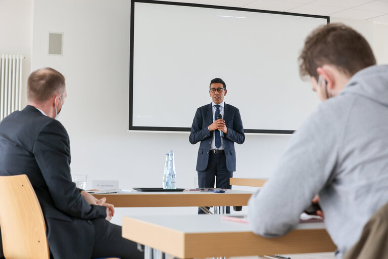 Φωτογραφία 17: REGI mission to the Flood-affected areas in Germany - Meeting with the Mayor of Euskirchen