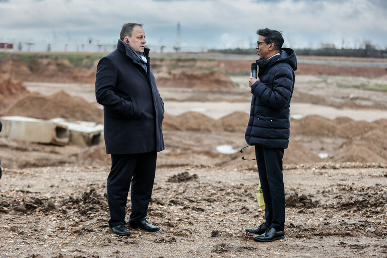 Fotografie 6: REGI mission to the Flood-affected areas in Germany - Crater in Erfstadt