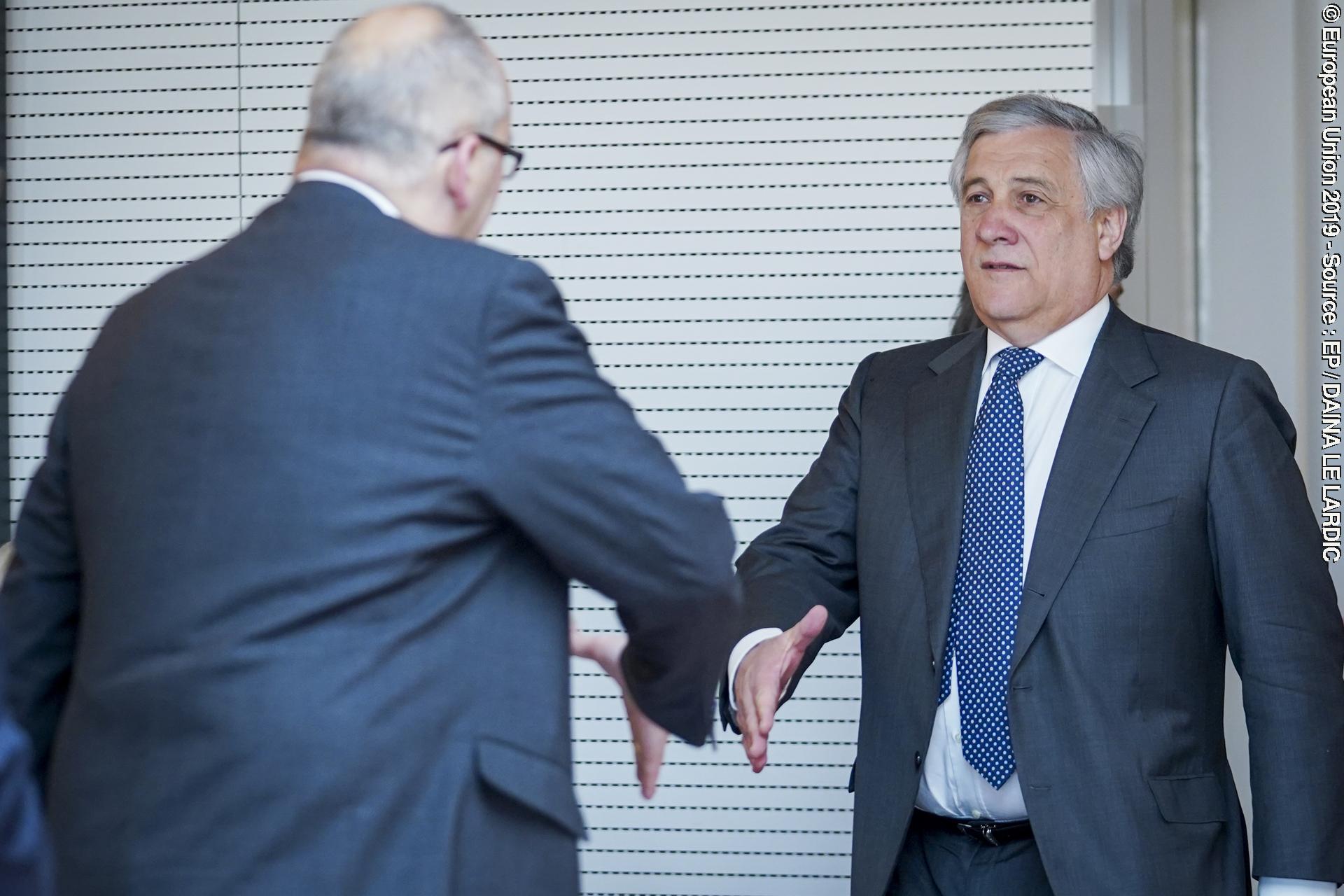 Foto 10: Antonio TAJANI - EP President meets with the European Jury of the Charlemagne Youth Prize