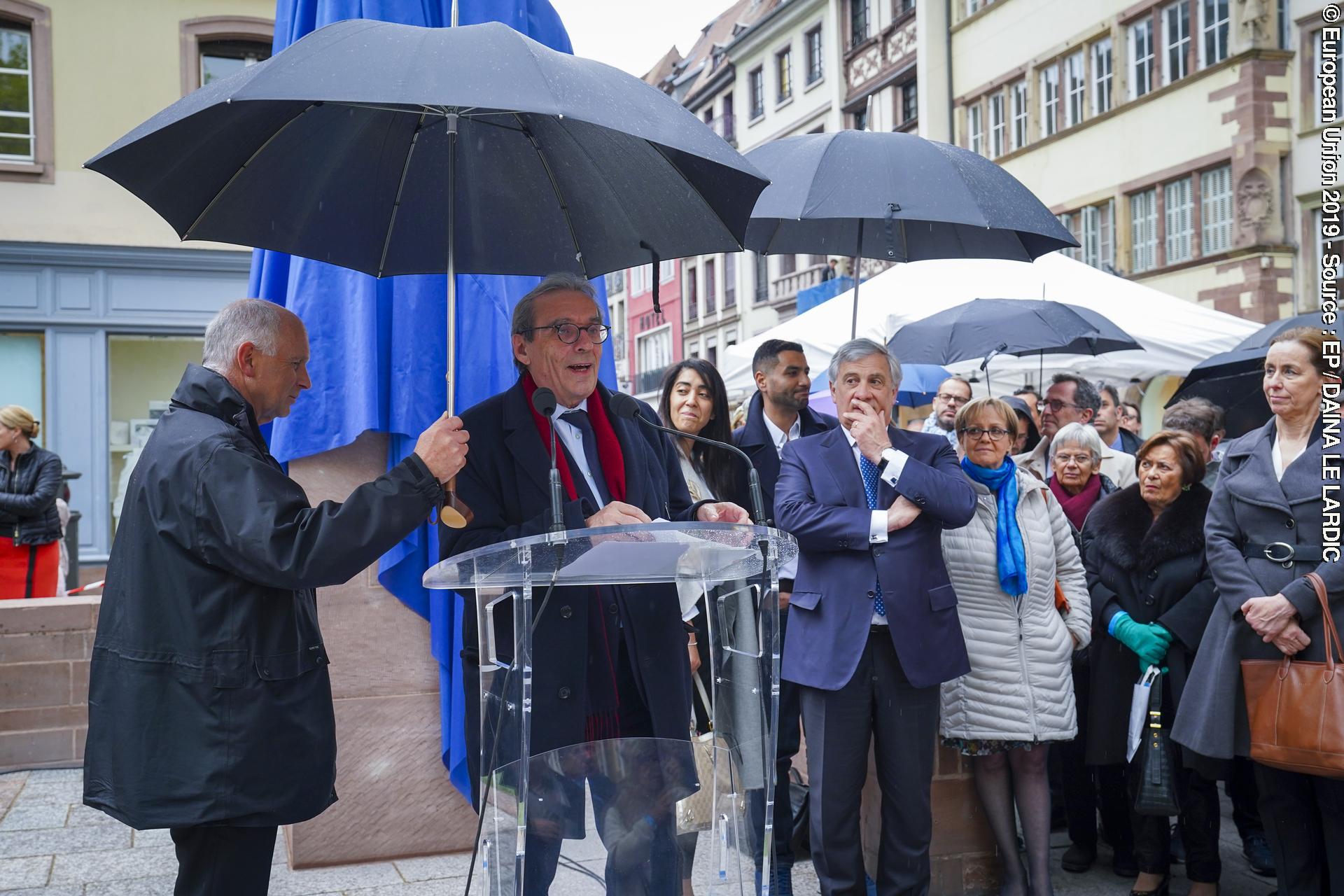 Photo 16: Inauguration of the statue Liebenzeller