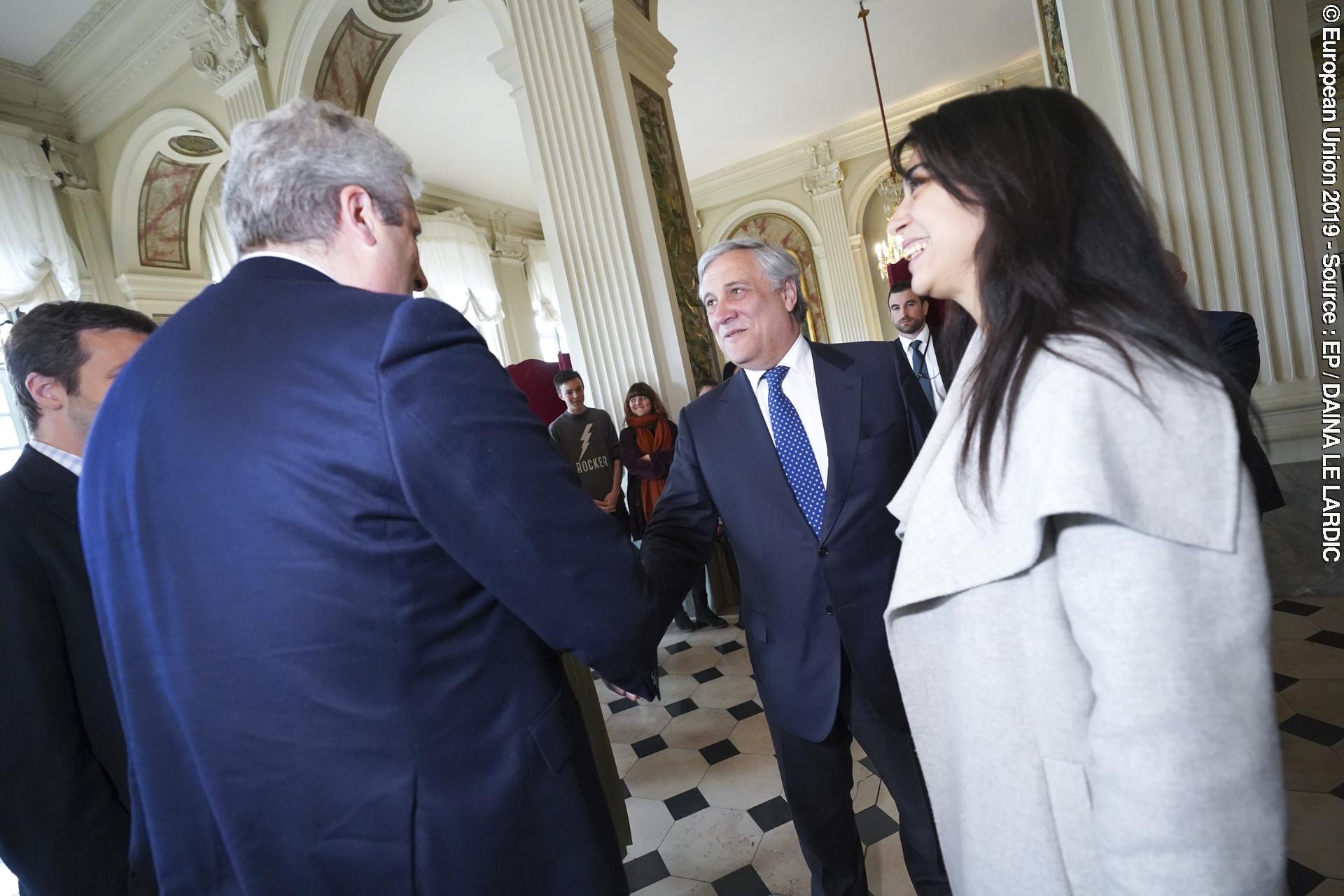 Zdjęcie 25: Antonio TAJANI, EP President receives the Medal of Honor from the city of Strasbourg