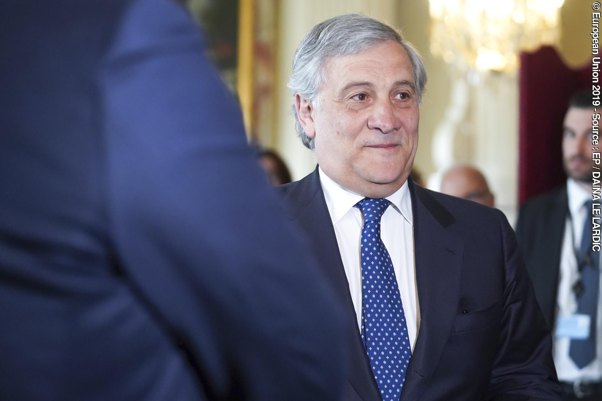 Zdjęcie 24: Antonio TAJANI, EP President receives the Medal of Honor from the city of Strasbourg