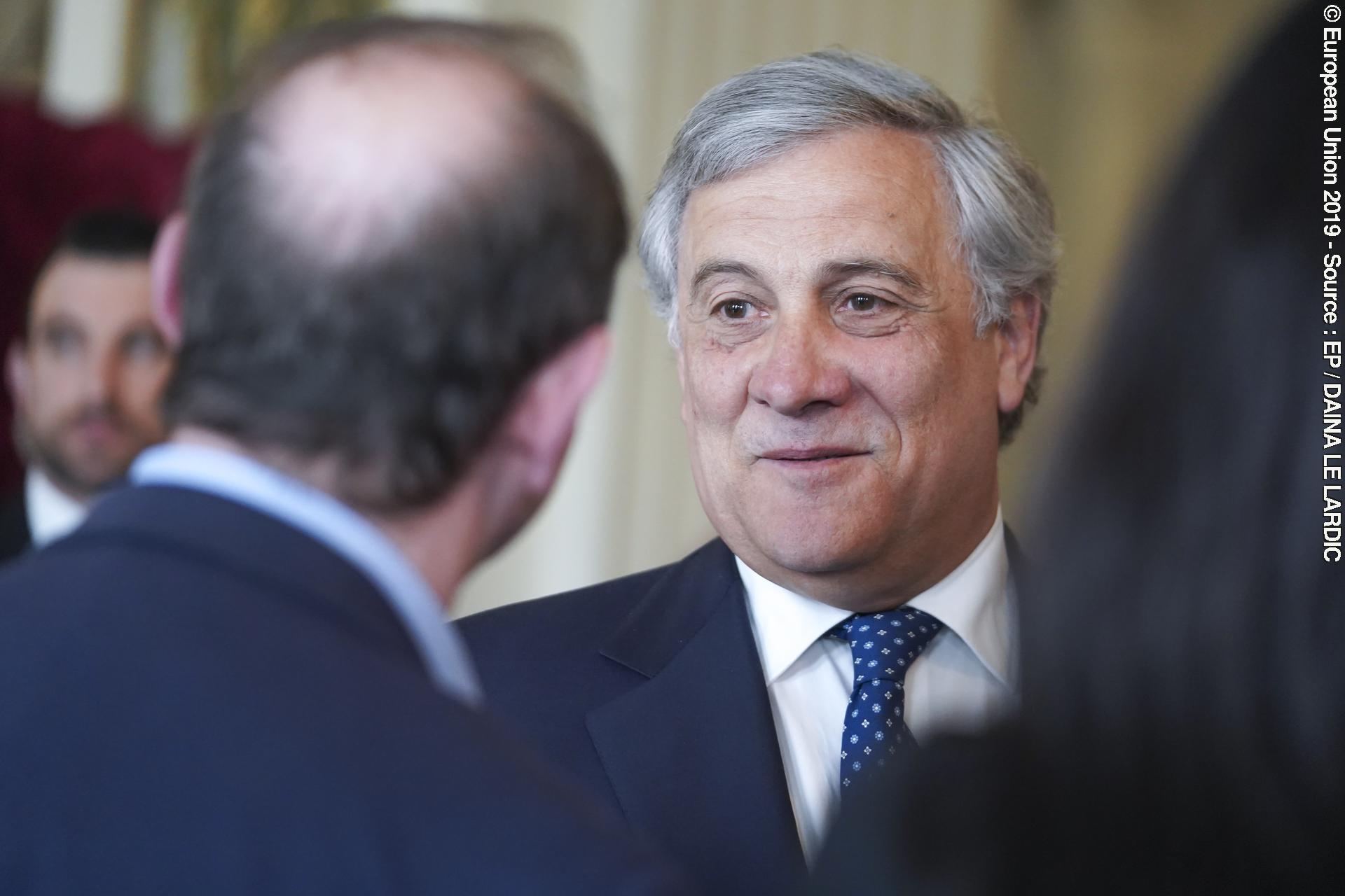 Zdjęcie 21: Antonio TAJANI, EP President receives the Medal of Honor from the city of Strasbourg