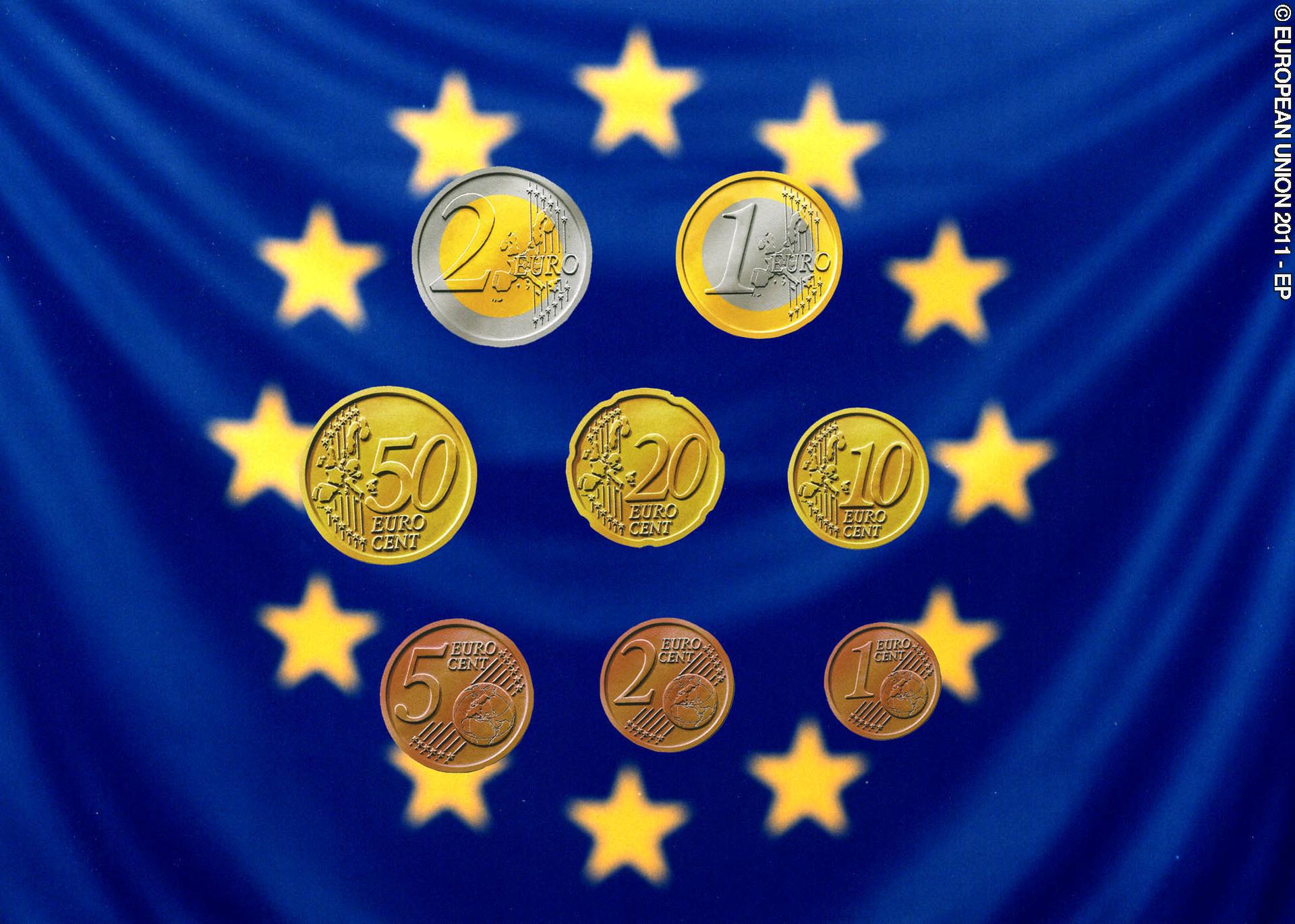 Euro - coins, banknotes, money and payments