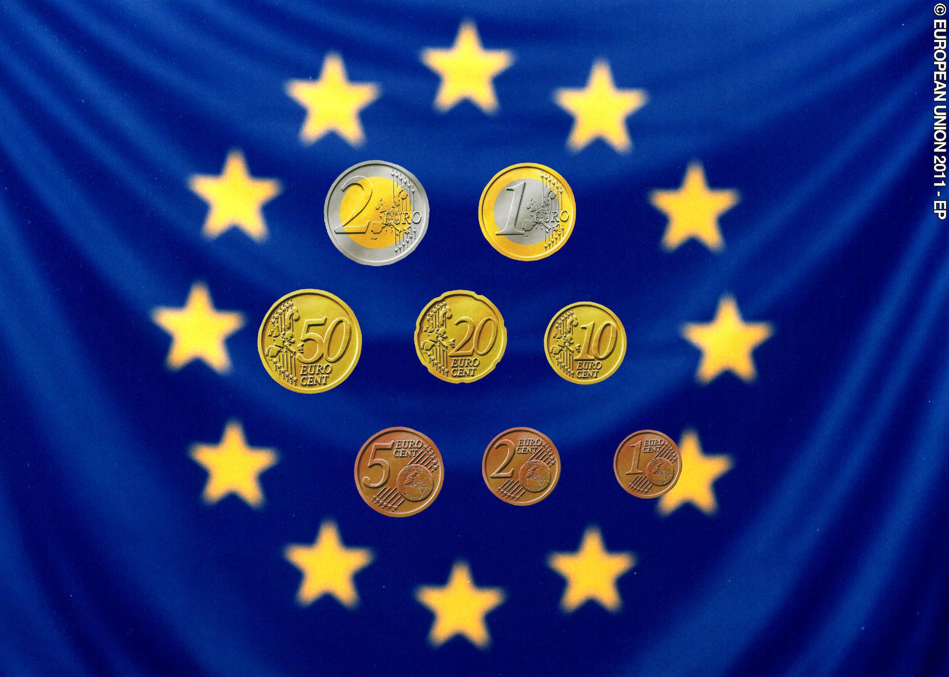 Euro - coins, banknotes, money and payments