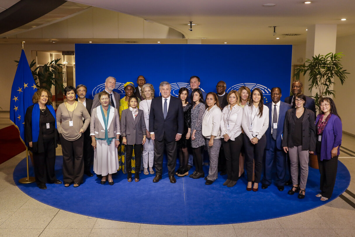 30 years of Sakharov Prize for Freedom of Thought - Family picture with Sakharov Prize winners and EP President.