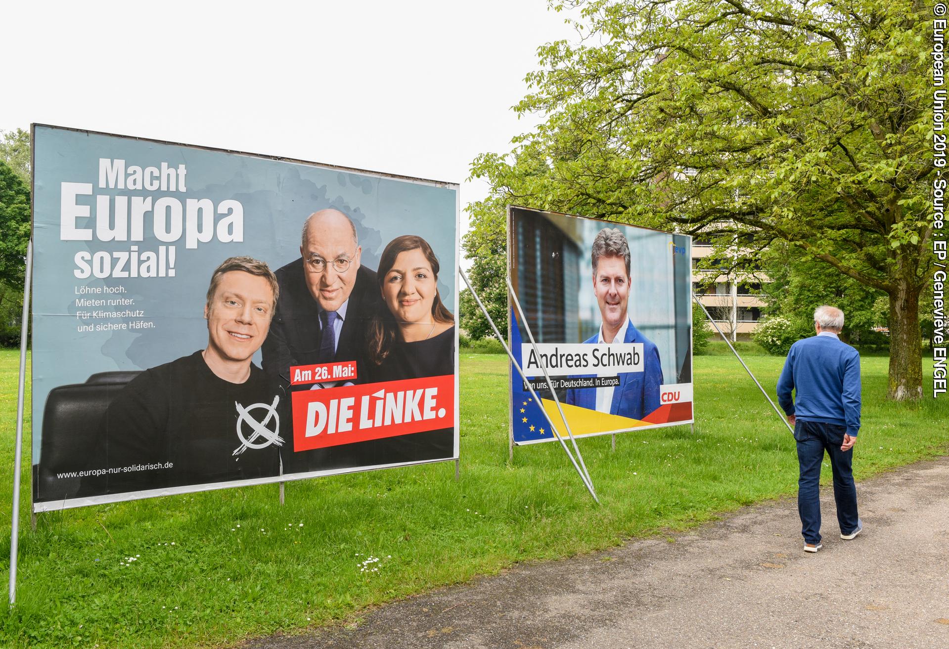 Fotografie 12: European elections 2019 - Election campaign posters in KHEL, Germany