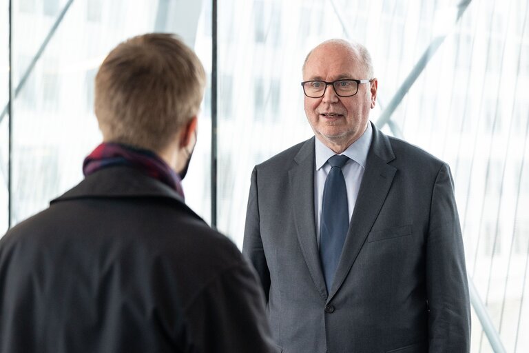 Photo 5: Eero HEINALUOMA in the EP in Brussels