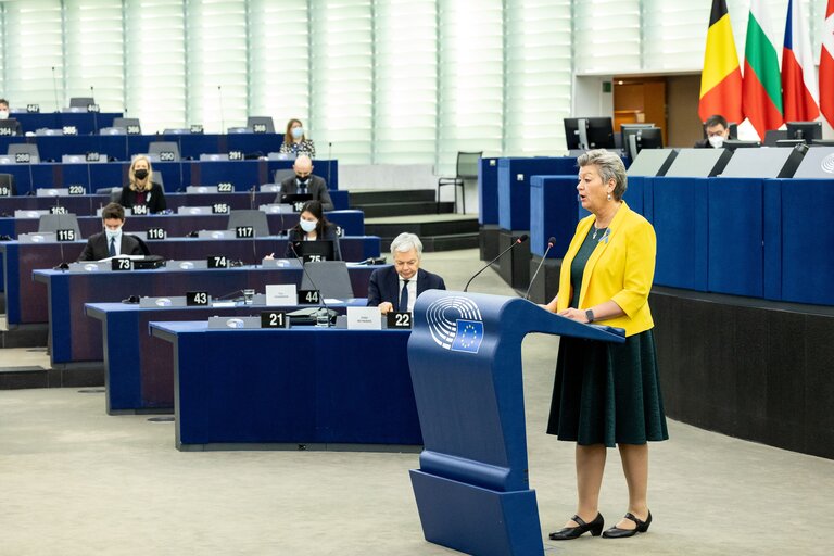 Photo 28 : EP Plenary session - Citizenship and residence by investment schemes