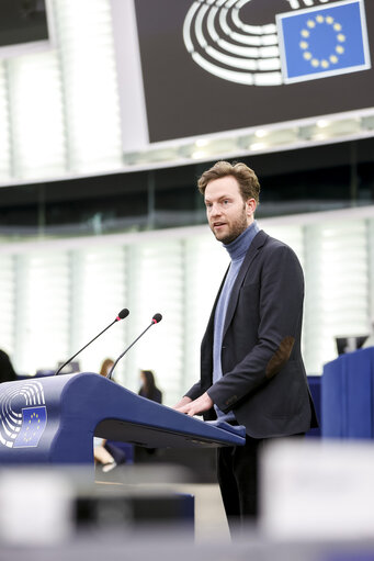 Fotografie 19: EP Plenary session - Shrinking space for civil society in Europe