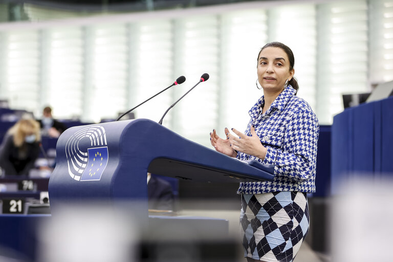 Fotografie 13: EP Plenary session - Shrinking space for civil society in Europe