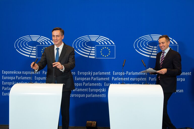 Foto 6: Announcement of the results of the vote on the shortlist of three candidates for the Sakharov Prize for Freedom of Thought 2021.Press point