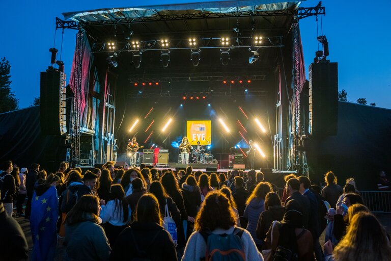 Fotografie 17: European Youth Event (EYE 2021) - EYE village concert