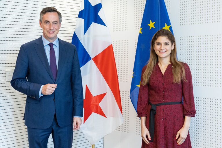 David MCALLISTER meets Erika MOUYNES, Minister of Foreign Affairs of Panama