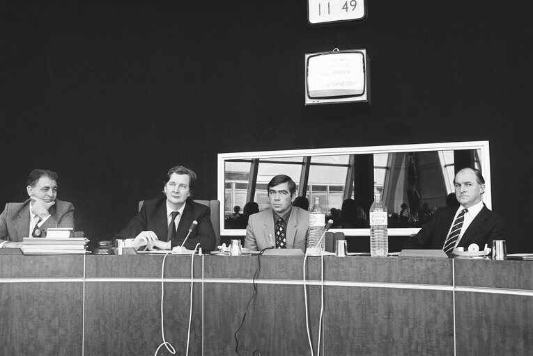 Lord Nicholas BETHELL (2L), Henri PLUMB (R) during a EPP group's British Conservative Party members meeting in Strasbourg, France, April 1982.