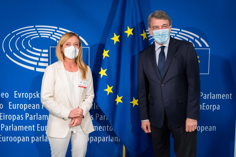 Fotogrāfija 3: David SASSOLI, EP President meets with Georgia MELONI, leader of Fratelli d Italia