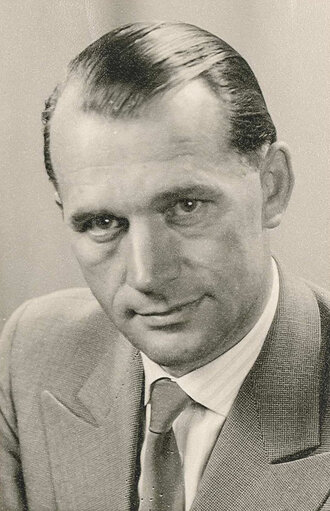 Foto 1: Portrait of Ernst ENGELBRECHT GREVE