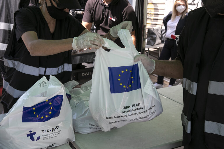 Fotografia 14: Food distribution in Athens .