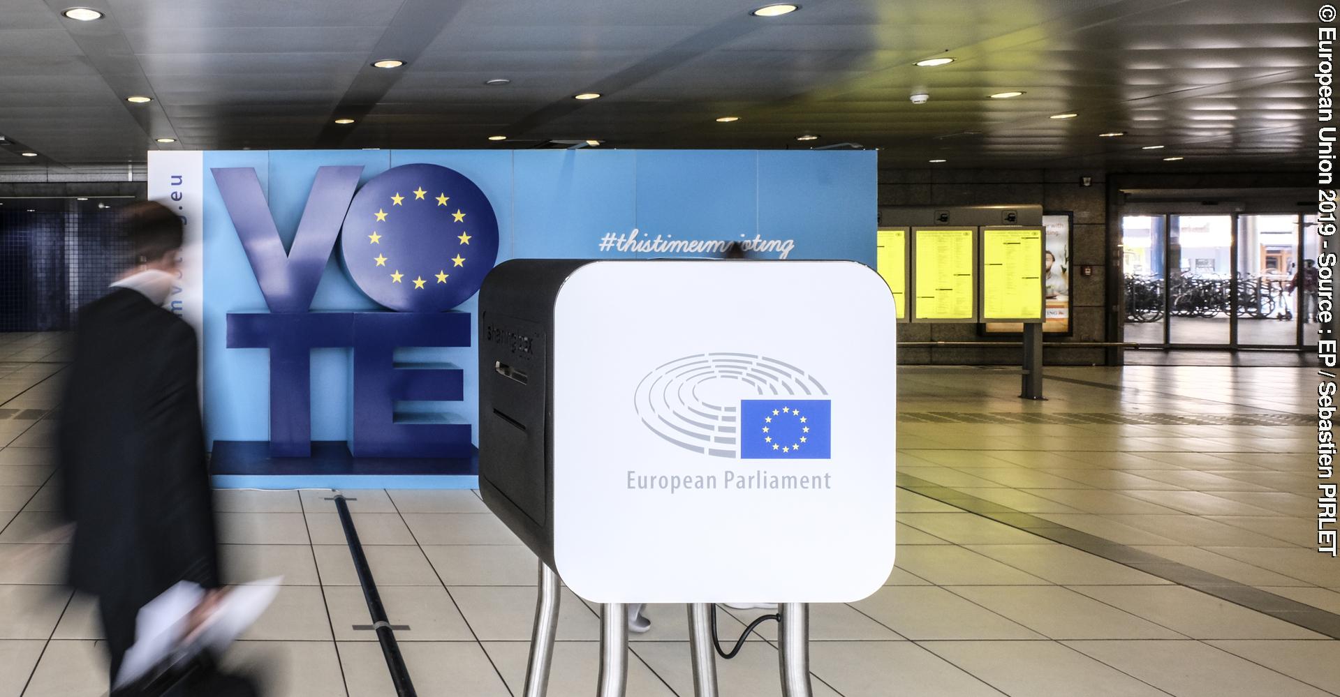 Fotó 15: This time I'm voting - Sharing booth in the Brussels-Luxembourg railway station - EE2019