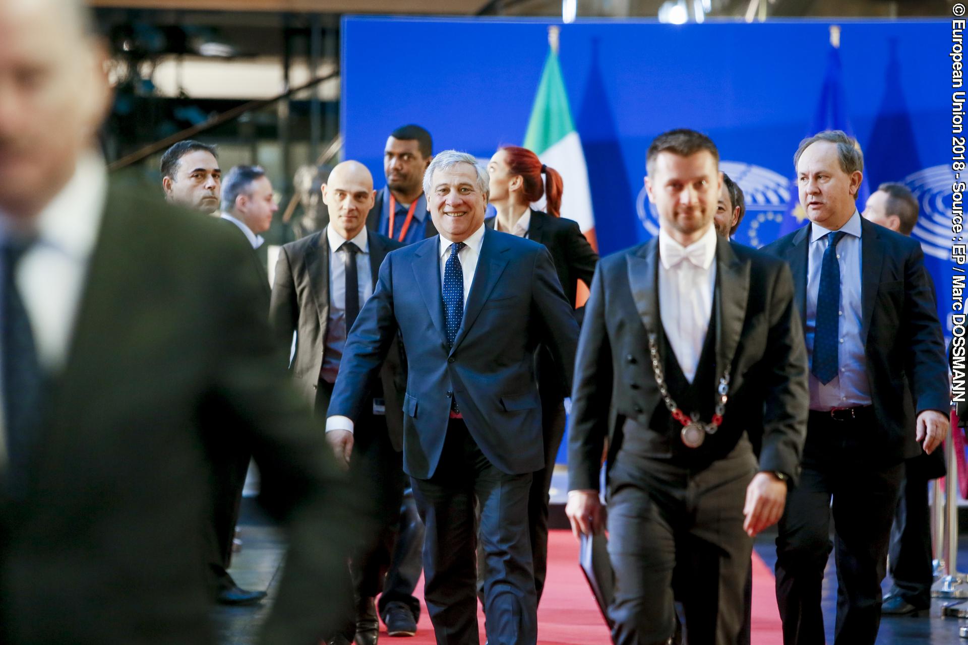 Fotografija 10: Antonio TAJANI, EP President meets with Leo VARADKAR,  Prime Minister of Ireland