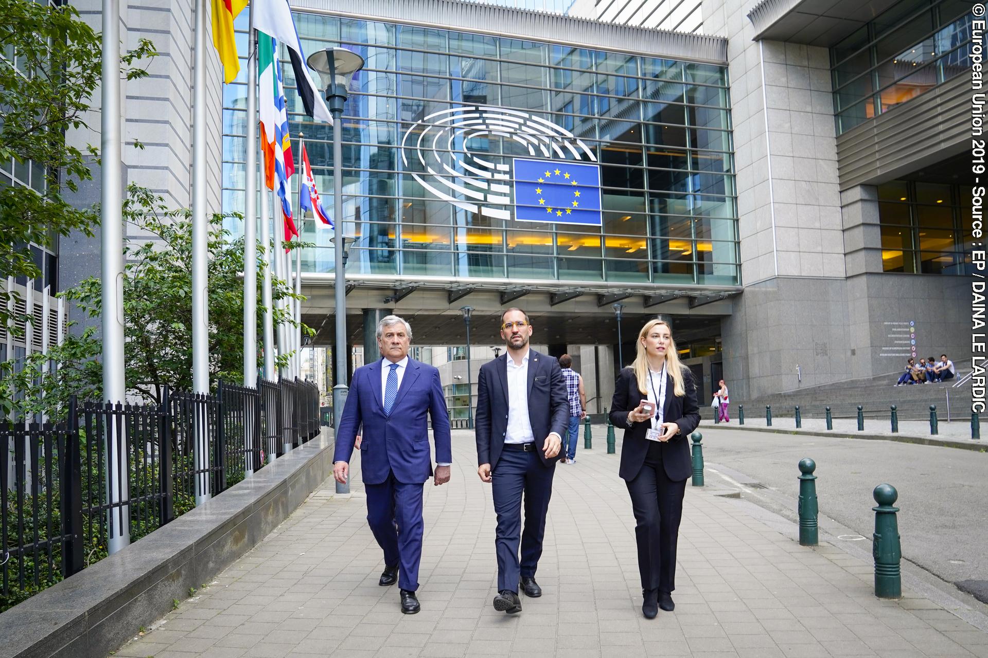 Valokuva 6: Antonio TAJANI,  EP President meets with Francisco Jose MILLAN MON