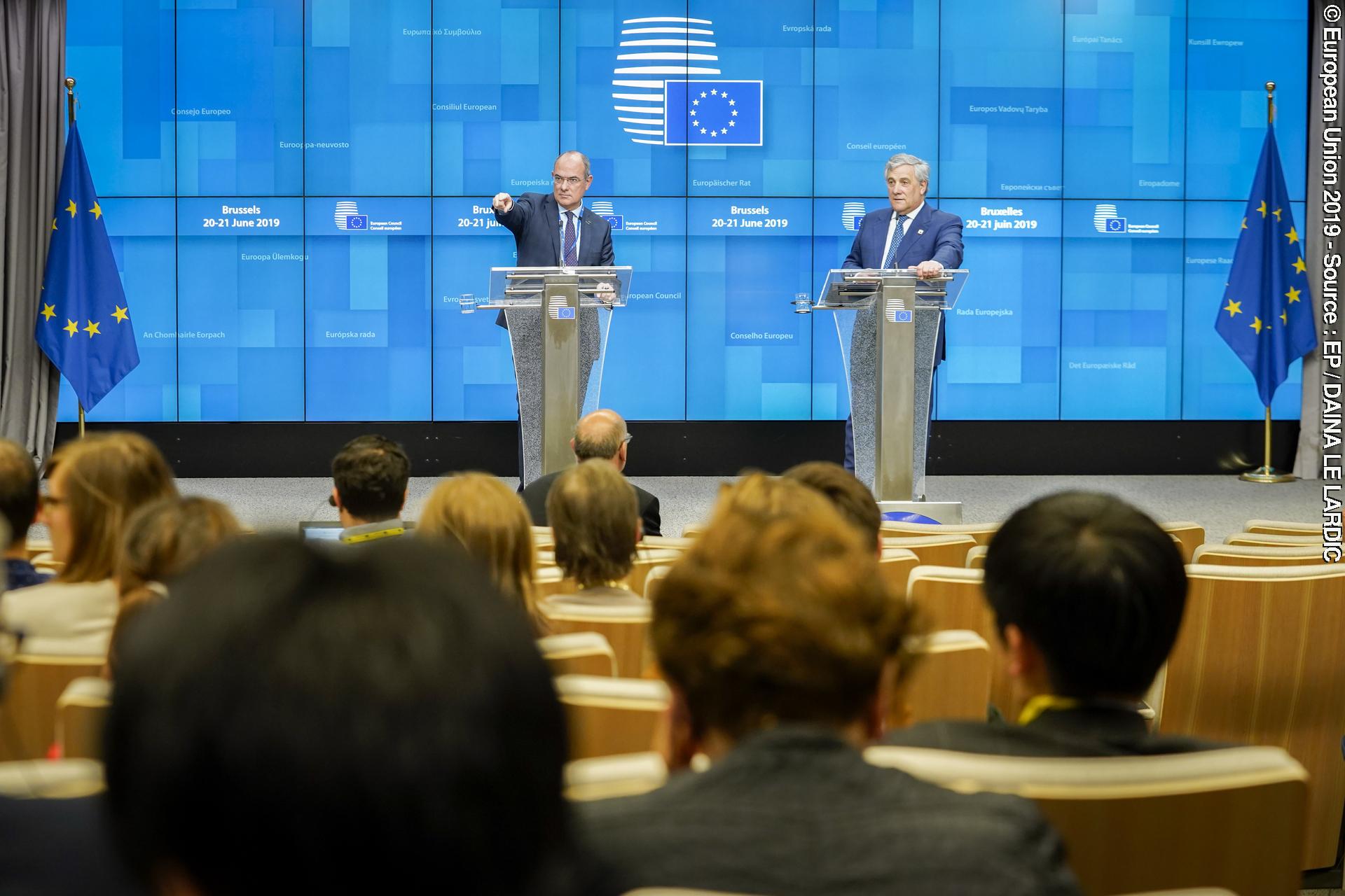 Fotografie 5: European Council meeting - Press conference by EP President