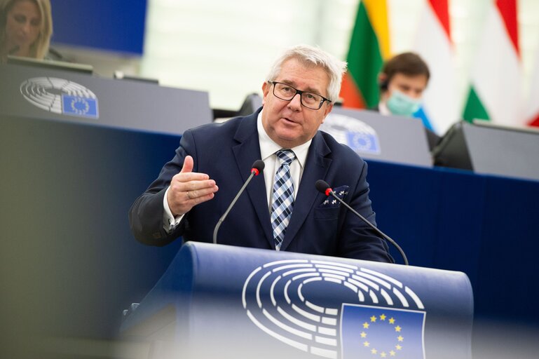 Fotografija 14: EP Plenary Session - Presentation of the Court of Auditors' annual report 2020