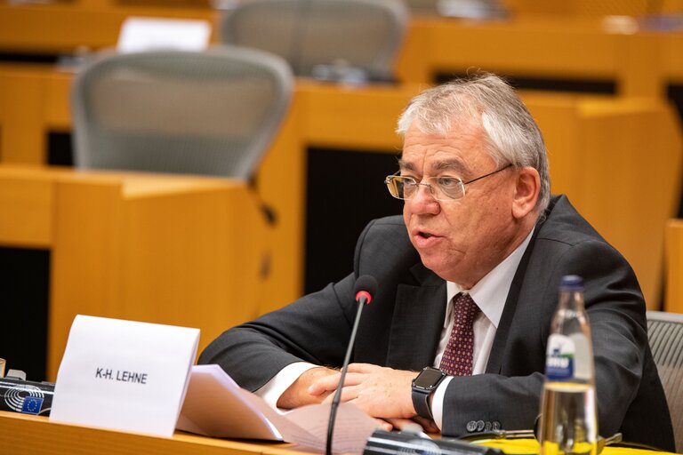 Photo 14: CONT Committee - Exchange of views with Klaus-Heiner LEHNE, President of the EU Court of Auditors