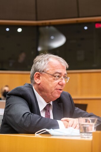 Photo 15: CONT Committee - Exchange of views with Klaus-Heiner LEHNE, President of the EU Court of Auditors