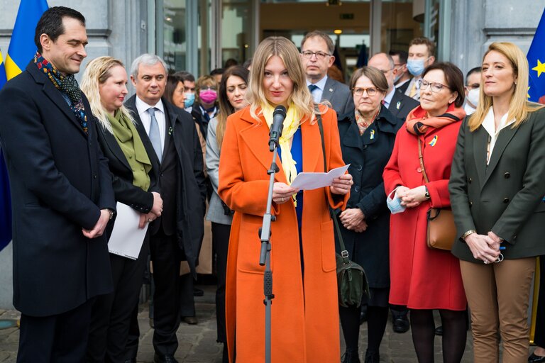 Photo 6 : Inauguration of the Ukrainian civil society hub by Roberta METSOLA, EP President