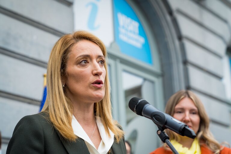 Photo 16 : Inauguration of the Ukrainian civil society hub by Roberta METSOLA, EP President