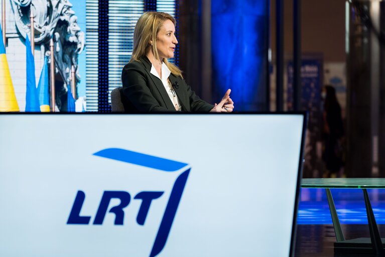 Photo 9: Interview of Roberta METSOLA, EP President, by LRT a Lithuanian TV