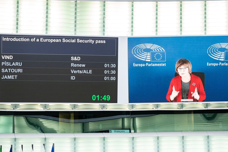 EP Plenary Session - Introduction of a European Social Security number with a personal labour card - O.Q. to Commission