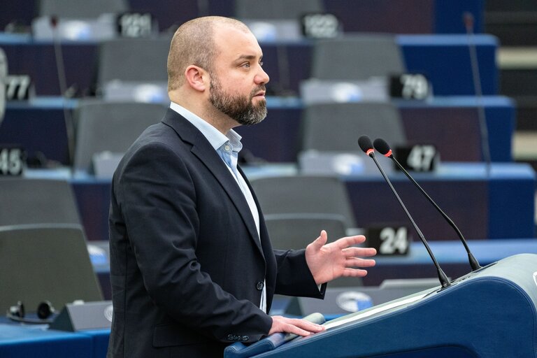 Photo 14: EP Plenary Session - Introduction of a European Social Security number with a personal labour card - O.Q. to Commission