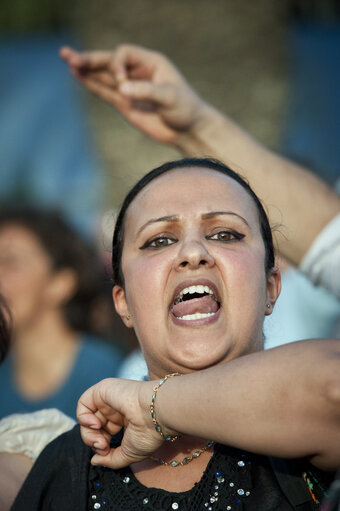 Fotografija 9: Tunis, Tunisia 25 October 2011  Tunisians demonstrate against possible fraud during the elections.  The elections for a Constituent Assembly was held in Tunisia on 23 October 2011, following the Tunisian Revolution.