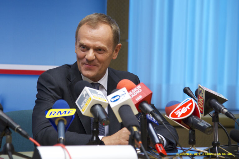 Fotografija 5: Informal dinner of Heads of State or Government prior to the Summit