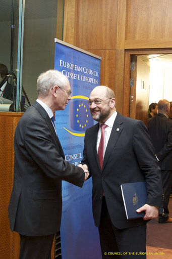 Fotografija 3: Informal dinner of Heads of State or Government prior to the Summit