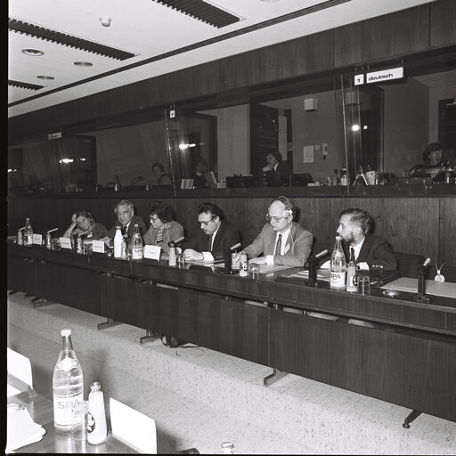 Fotografija 3: Socialists Meeting at the European Parliament in Brussels in December 1983