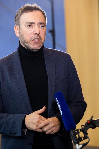 Foto 3: Statement by Sergey LAGODINSKY, Chair of the EP-Turkey delegation on the decision of Turkish President to expel western ambassadors after the support to Osman Kavala