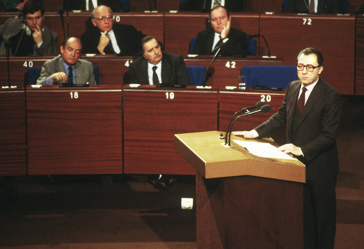 Nuotrauka 4: DELORS Jacques in the hemicycle of the European Parliament in Strasbourg