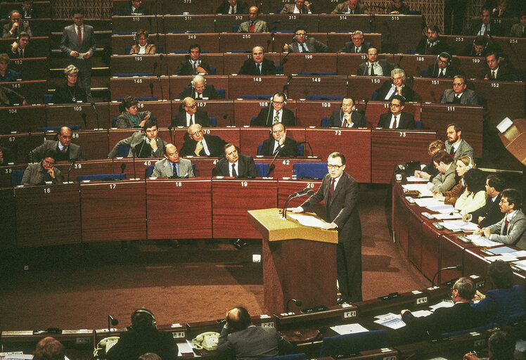 Nuotrauka 5: DELORS Jacques in the hemicycle of the European Parliament in Strasbourg