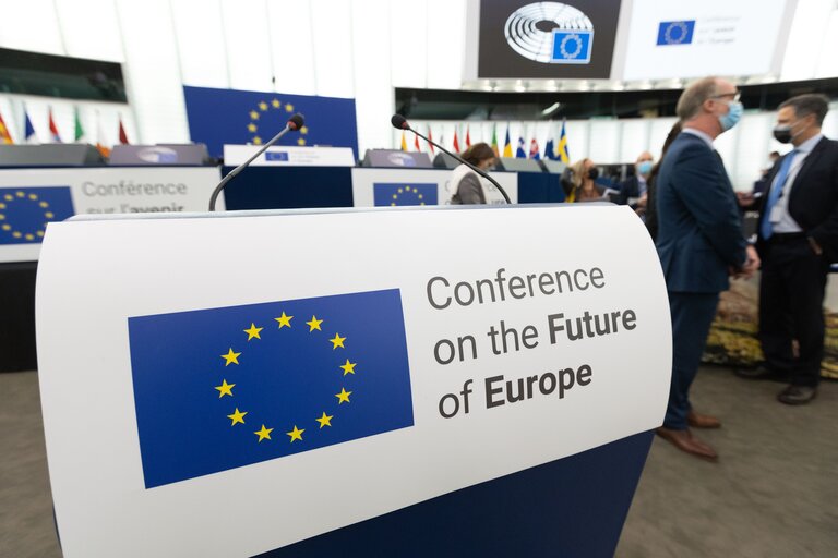 Zdjęcie 26: Conference on the Future of Europe (CoFoE).- Component Citizens meeting