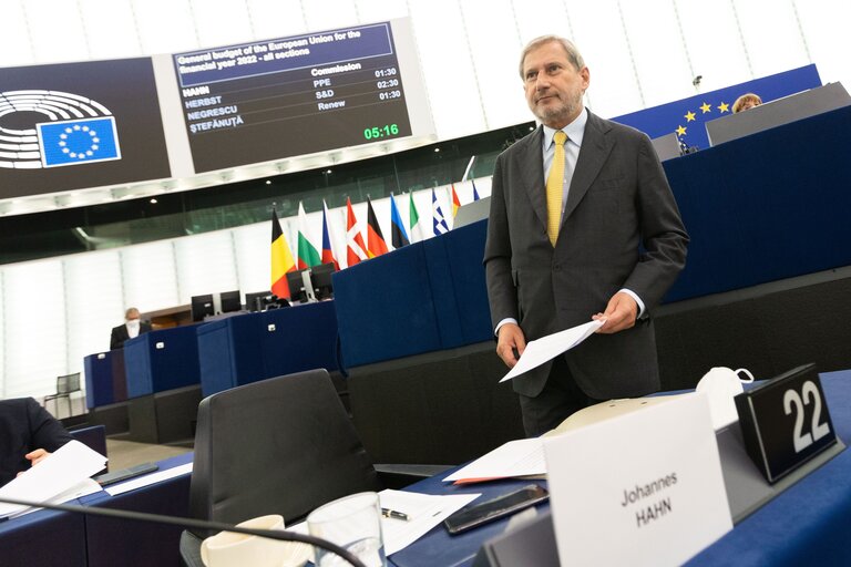 Fotografia 38: EP Plenary session - General budget of the European Union for the financial year 2022 - all sections