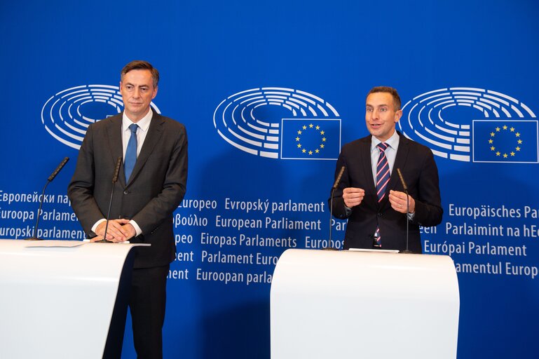 Foto 4: Announcement of the results of the vote on the shortlist of three candidates for the Sakharov Prize for Freedom of Thought 2021.Press point