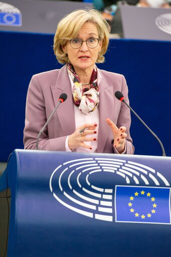 Fotografija 1: EP Plenary session - Banking Union - annual report 2020